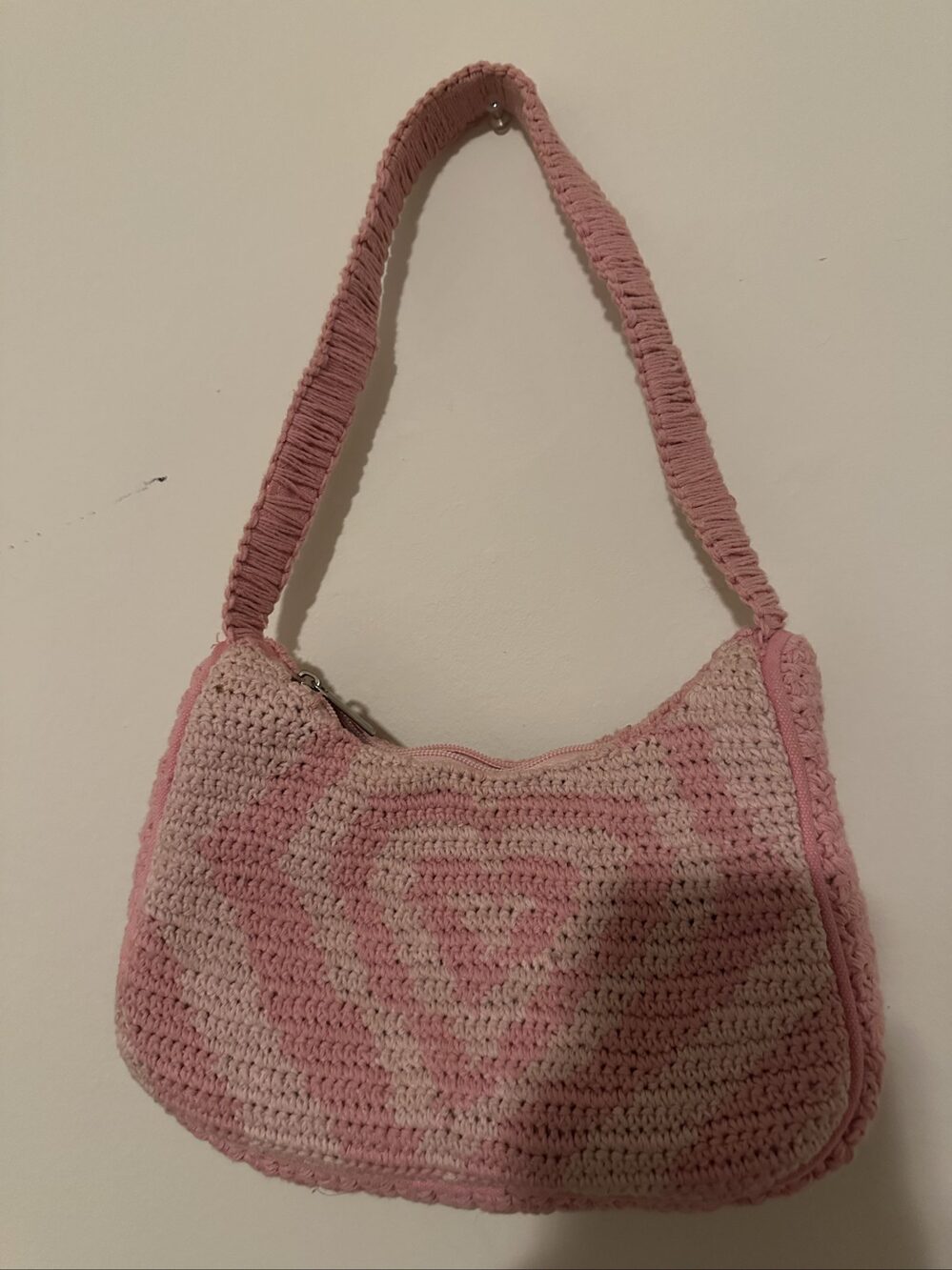 Claire's Pink Crochet Heart Pattern Shoulder Bag